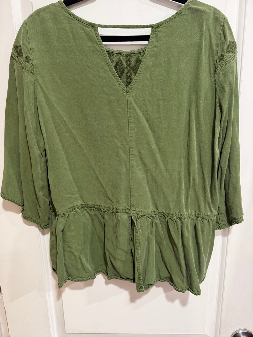 Ariat Olive Embroidered Peplum Women's Top Size Medium - Picture 5 of 9